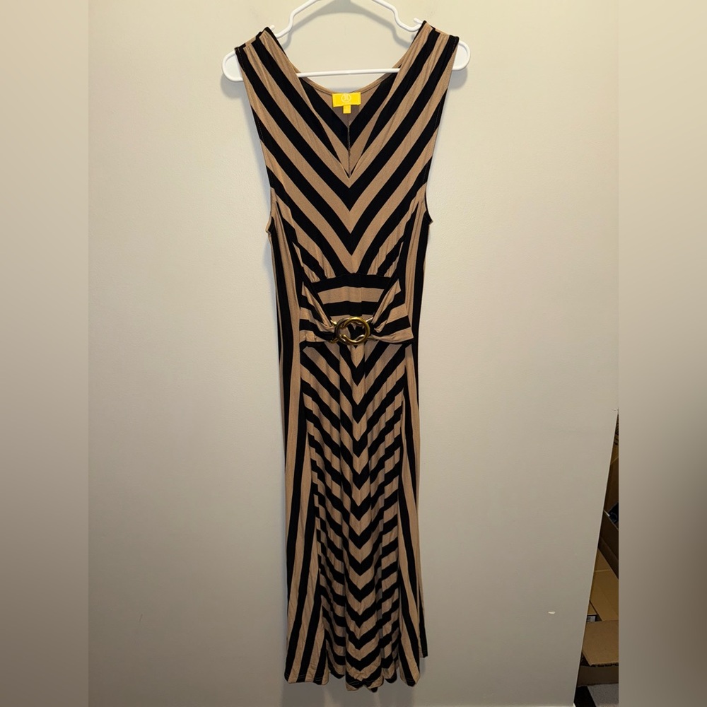 Liz Lange Chevron Black and Tan Maxi Dress
